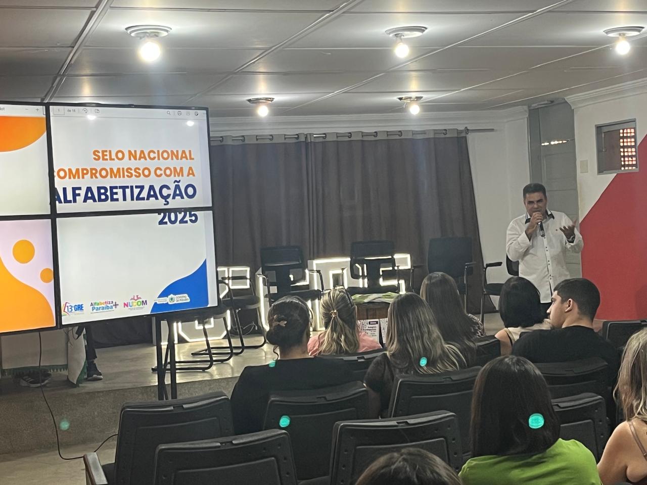 São Domingos marca presença em encontro sobre o Selo Nacional de Alfabetização 2025