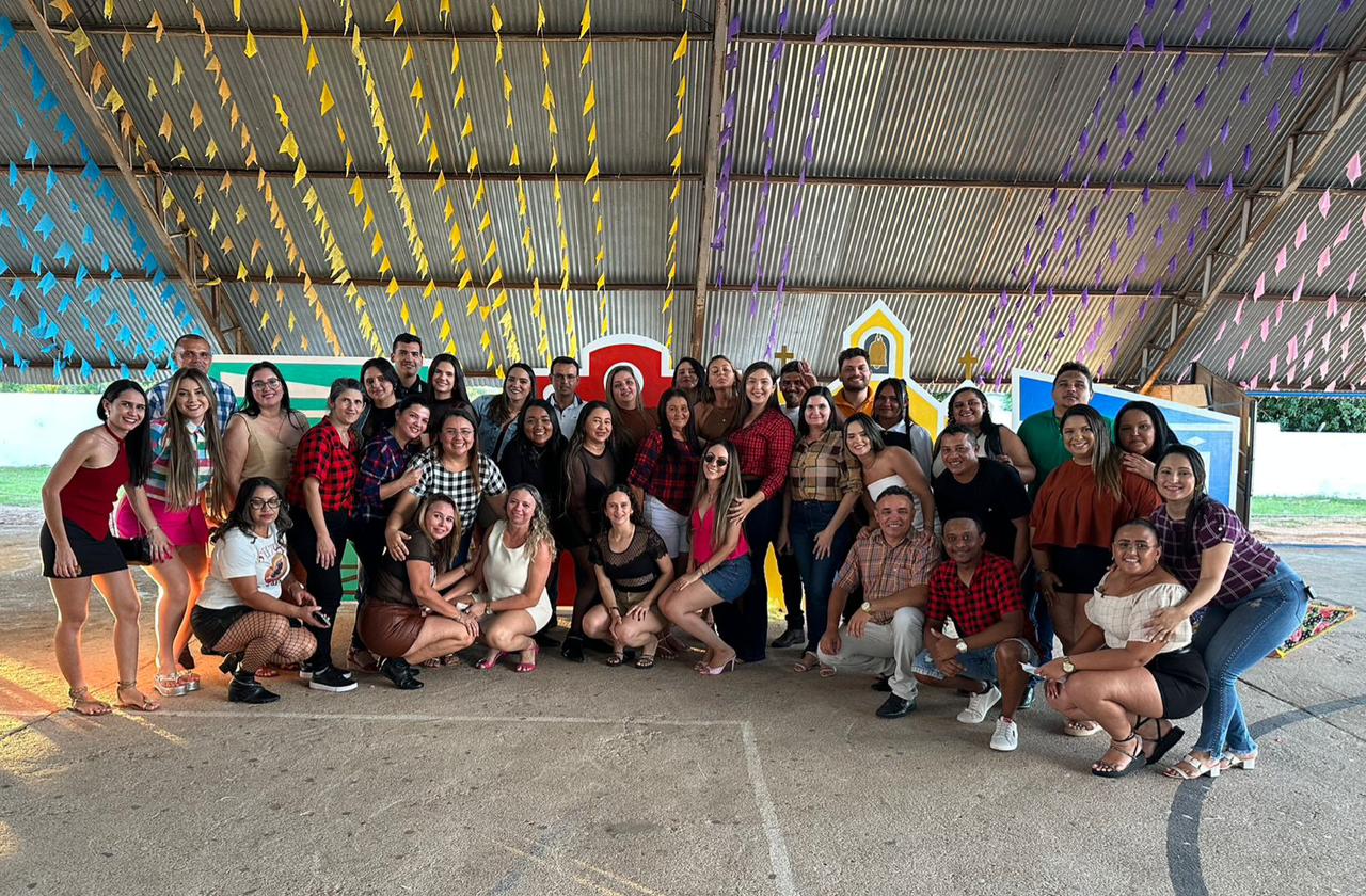 Arraiá da Saúde anima equipe da Secretaria de São Domingos com muita alegria e tradição junina!